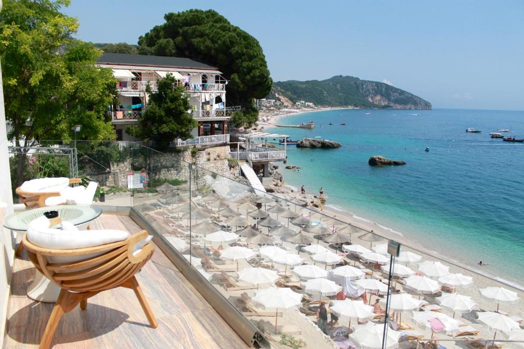 Grand Boutique Hotel