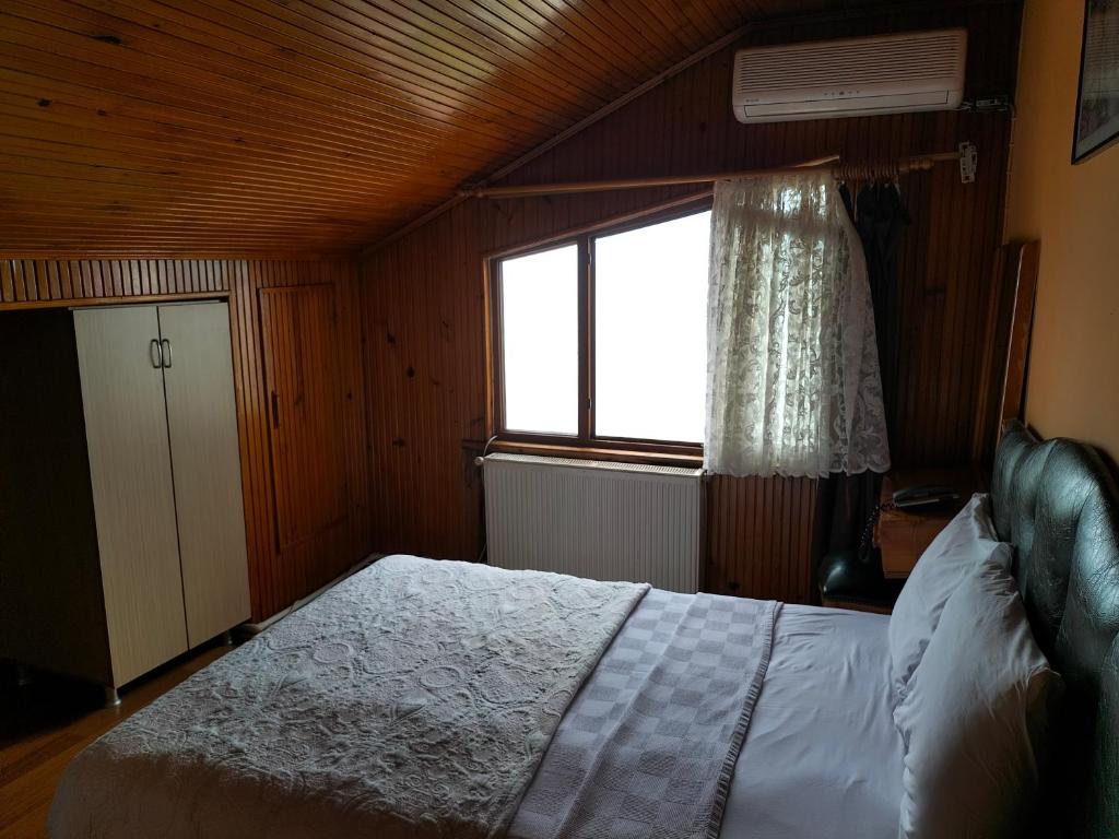 KUMSAL OTEL - Double Room