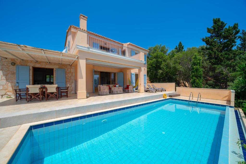 Bazén v ubytování Villa Apollo up to 8px, private pool nebo v jeho okolí