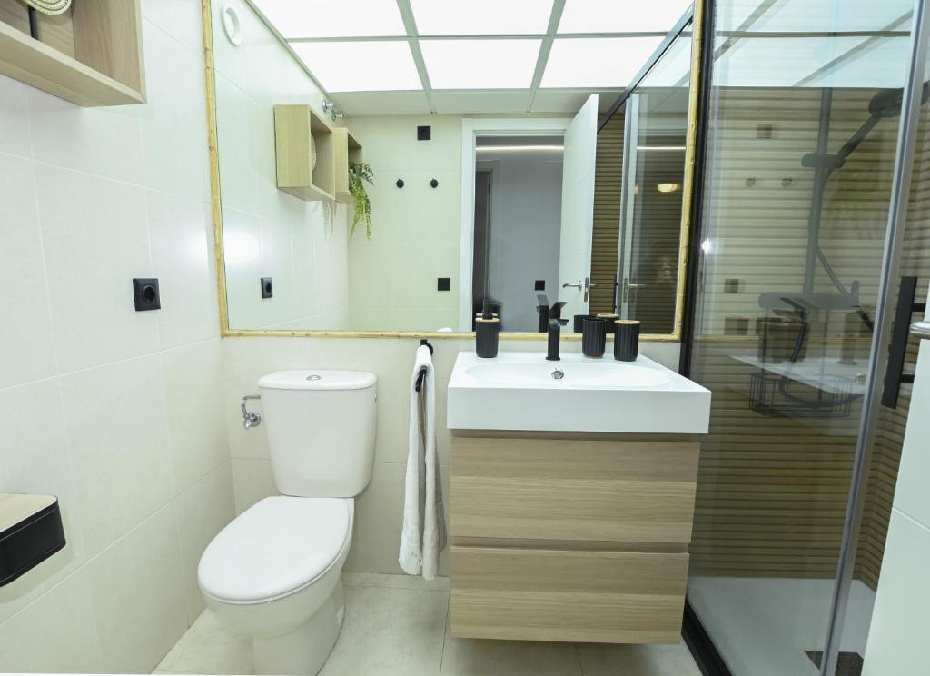 A bathroom at Edificio Amatista