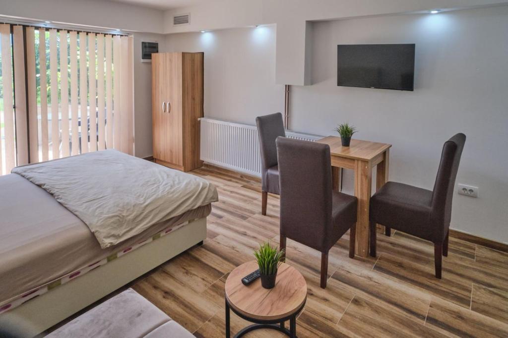 Apartmani Tvins - Estudio Con Mountain View