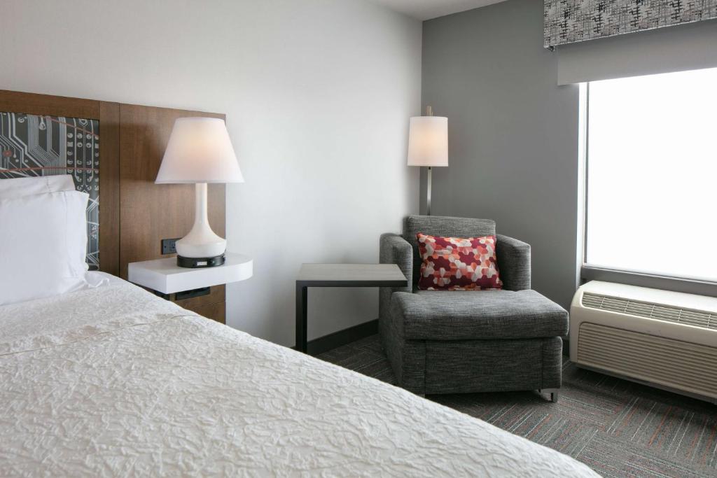 Hampton Inn Dubuque - Chambre Lit King-Size - Non-Fumeurs