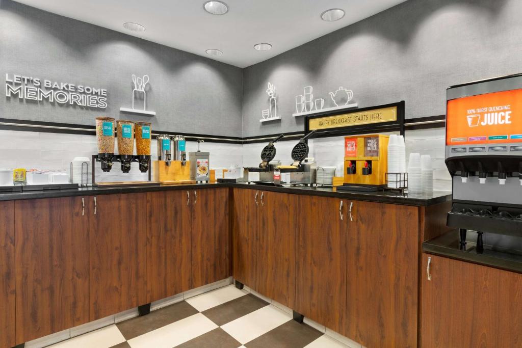 Hampton Inn Denver-West/Golden photo