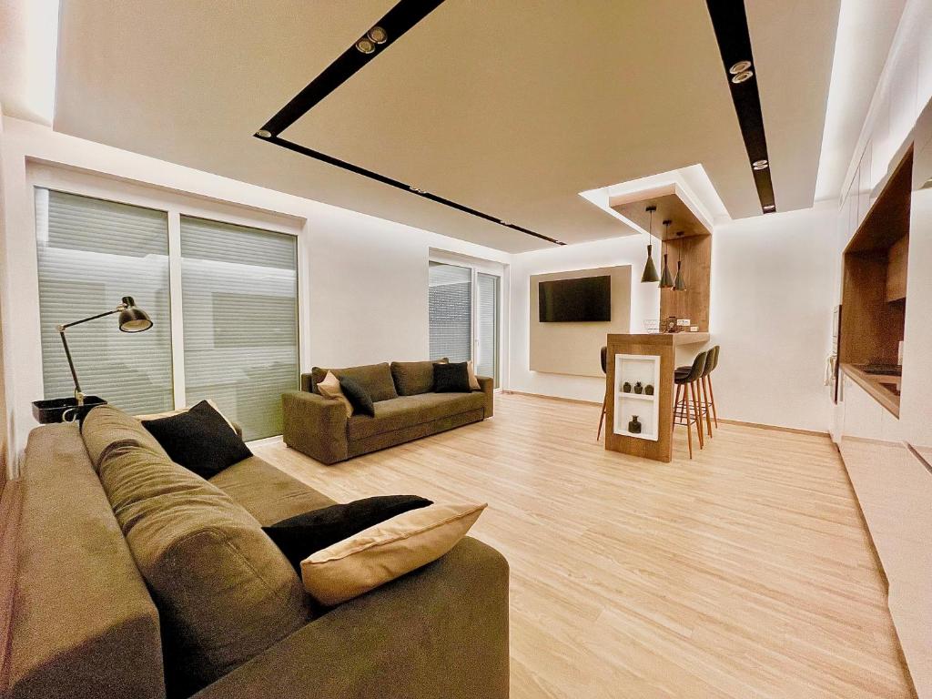 Fecske Penthouse 8600 Siófok, 2-10 Liszt Ferenc sétány kép - 1