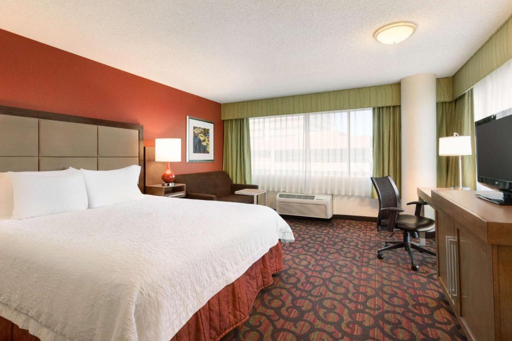 Hampton Inn Denver West Federal Center photo