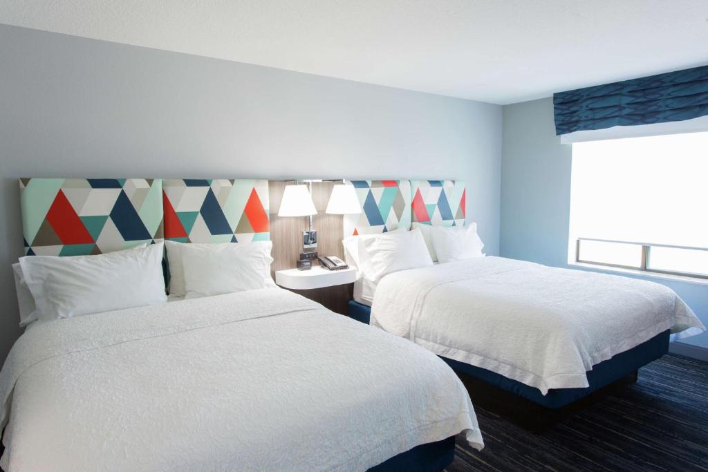 Hampton Inn & Suites Ankeny - Habitación Con Dos Camas Queen - No Fumadores