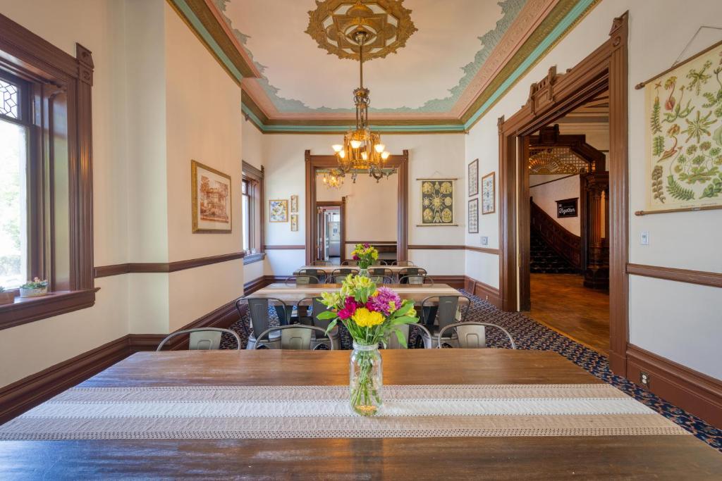 Fotografie z fotogalerie ubytování HI Sacramento Hostel v destinaci Sacramento