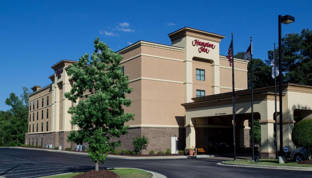 a rendering of the front of a hotel at Hampton Inn Spring Lake Fayetteville in Spring Lake