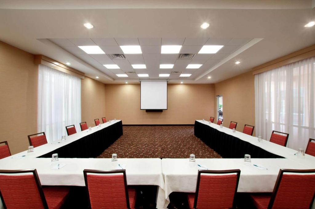 Konferenční prostory v ubytování Homewood Suites by Hilton Fort Worth West at Cityview