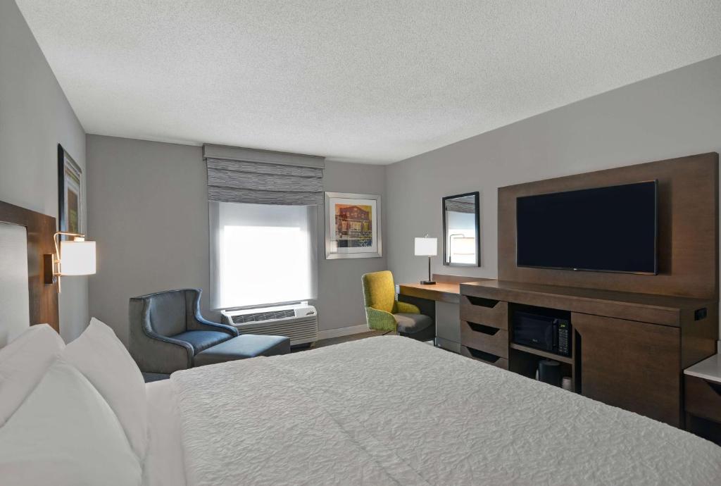 Hampton Inn Gallatin - Error