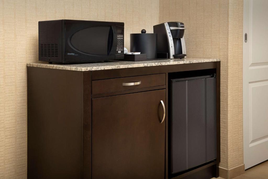 Hotel Room Rental Home Mini Fridge Microwave Combo Cabinet