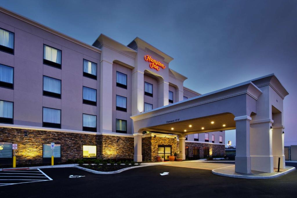 Hampton Inn Niagara Falls/ Blvd - Housity