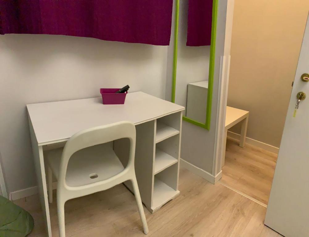 NASONI DI ROMA (VICINISSIMO BASILICA SAN GIOVANNI IN LATERANO) - Resim 32