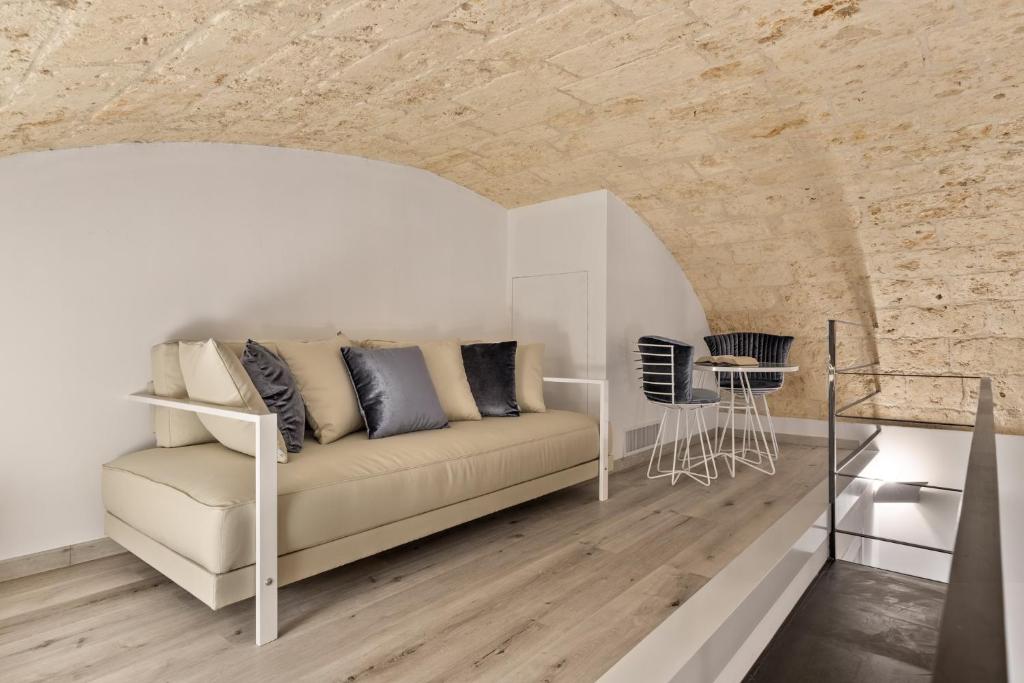 A seating area at Casa Massima Suites & SPA