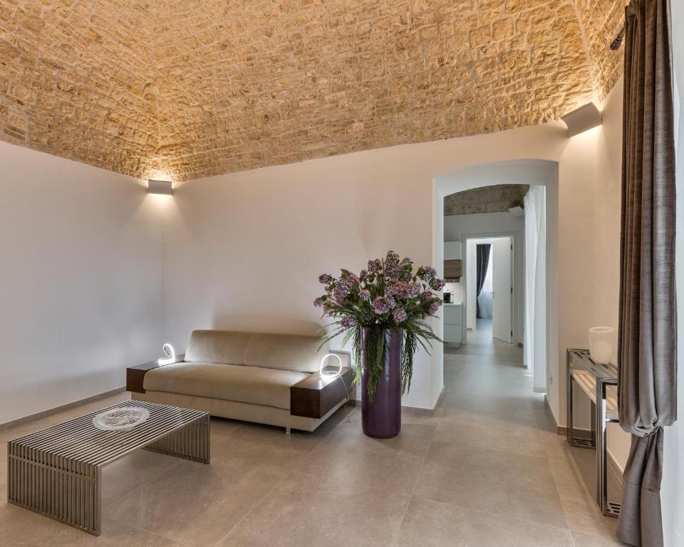 A seating area at Casa Massima Suites & SPA