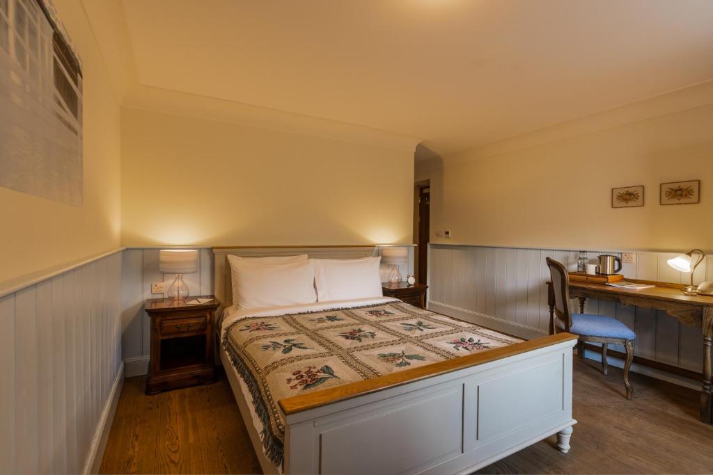The Whispering Pine Lodge - 
