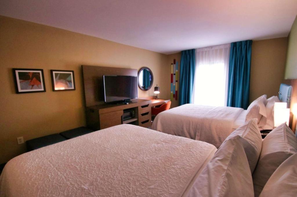 Hampton Inn & Suites Jacksonville Beach Boulevard/Mayo Clinic - 