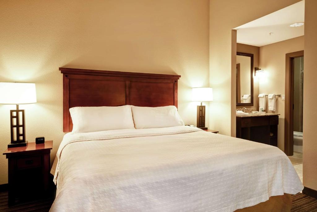 Homewood Suites by Hilton Kalispell - Suite Estudio Con Cama Extragrande - No Fumadores