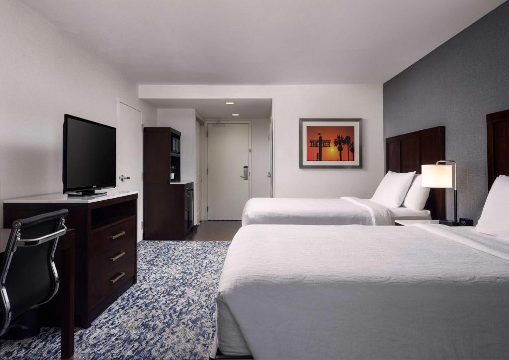 Hilton Garden Inn Los Angeles/Redondo Beach - 