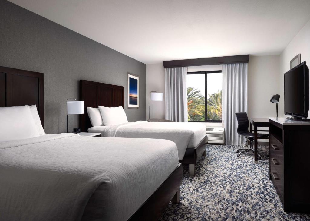 Hilton Garden Inn Los Angeles/Redondo Beach - 