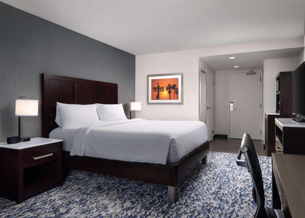 Hilton Garden Inn Los Angeles/Redondo Beach - 