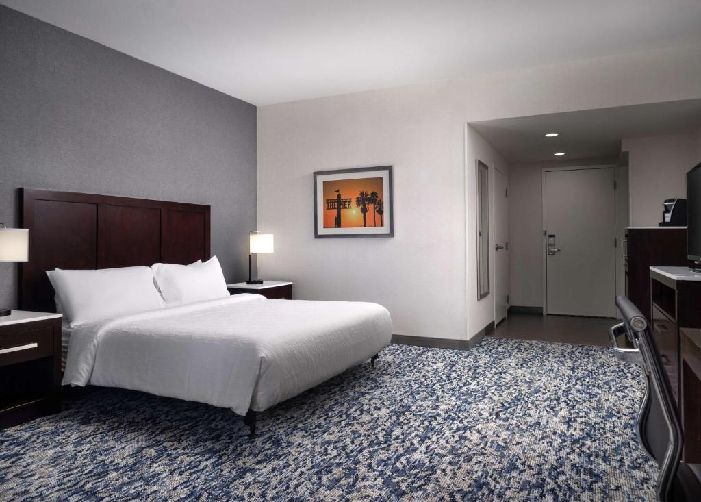 Hilton Garden Inn Los Angeles/Redondo Beach - 