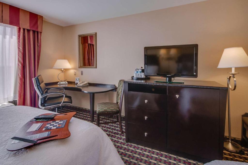 Hampton Inn & Suites Las Cruces I-25 - Queen Room Met Twee Queensize Bedden - Niet -roken
