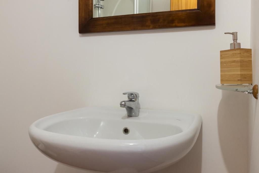 Azienda Agricola Agri Bio Serv - Quadruple Room With Private Bathroom