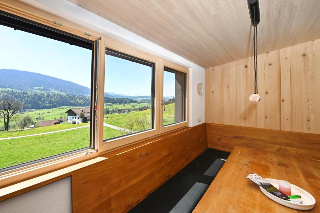 Nespecifikovaný výhled na hory nebo výhled na hory při pohledu z apartmánu