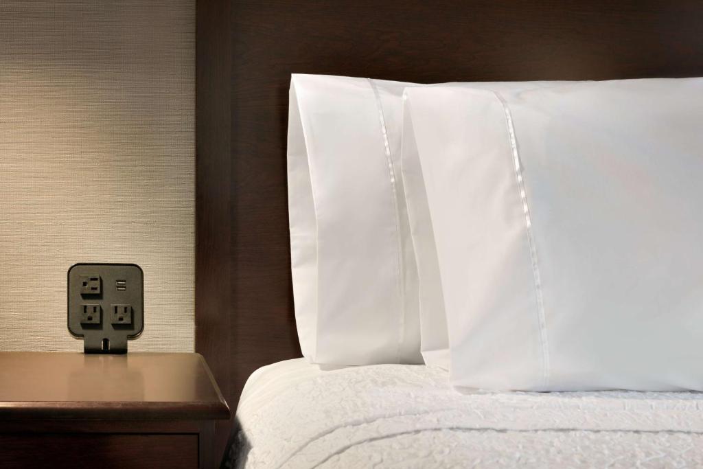 Hampton Inn & Suites Mahwah - Chambre King Avec Lit King - Non-Fumeurs
