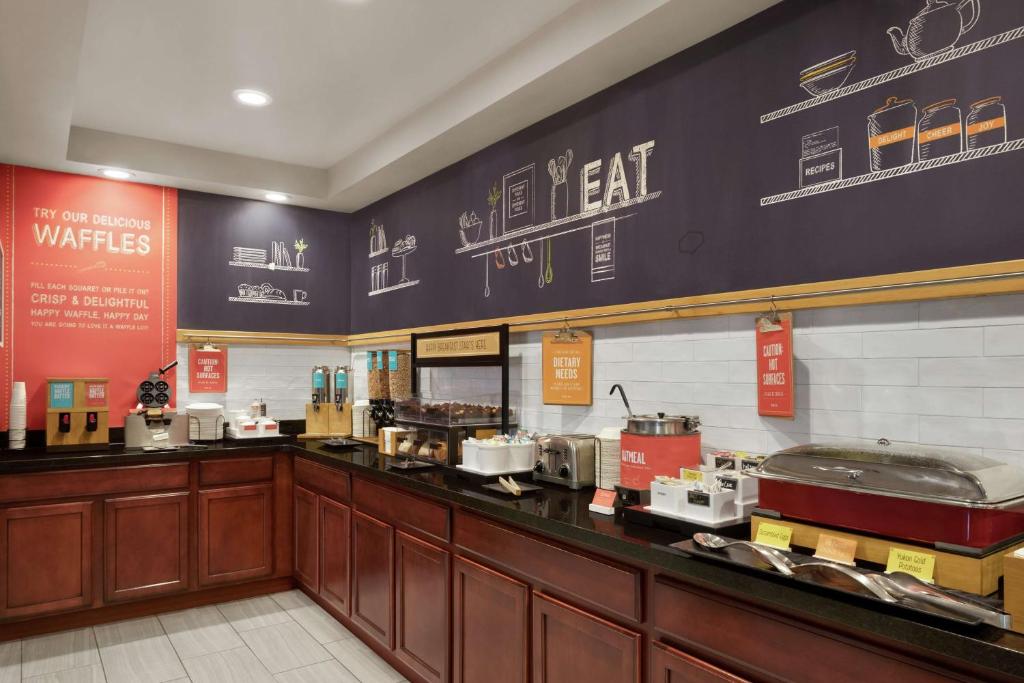 Hampton Inn Kansas City Blue Springs photo