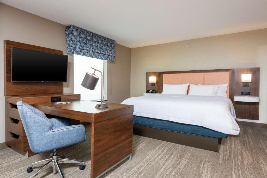 Hampton Inn & Suites Marshalltown - Suite Monolocale King Con Divano Letto