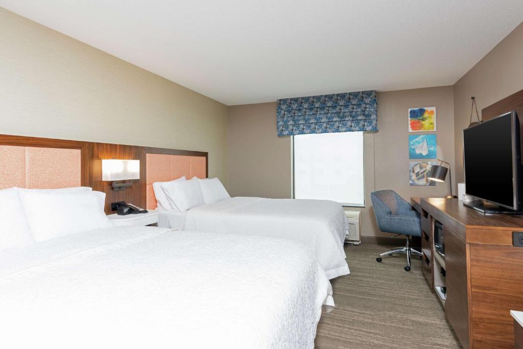 Hampton Inn & Suites Marshalltown - Camera Queen Con Due Letti Queen Size