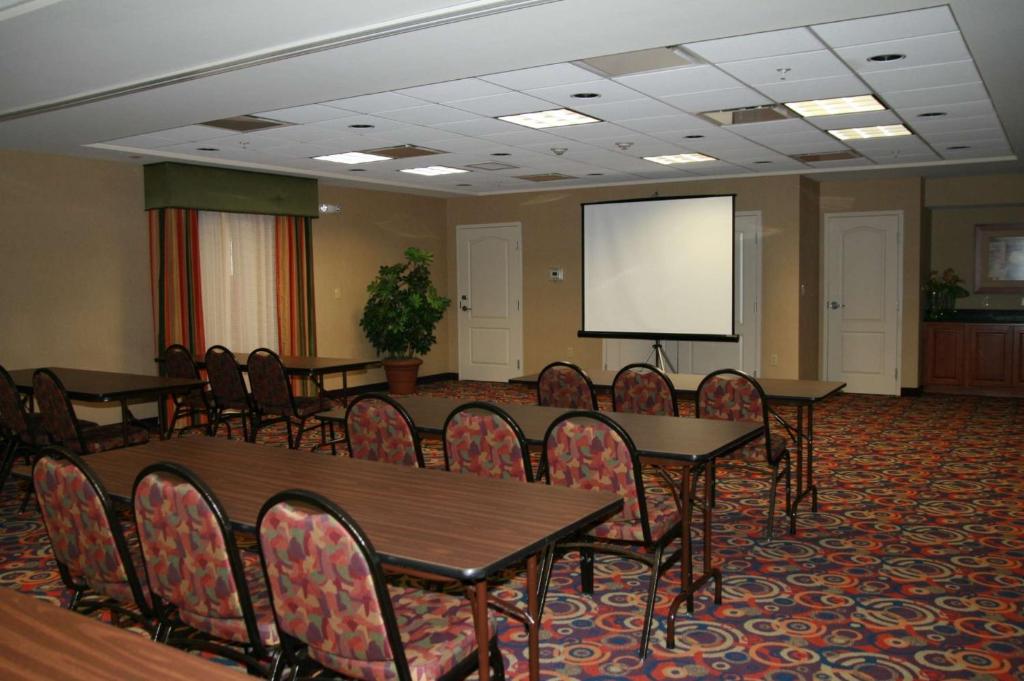 Konferenční prostory v ubytování Hampton Inn Macomb