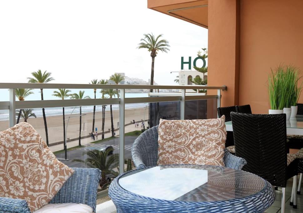 Apto BERTA en 1ª LÍNIA de PLAYA, PISCINA y PARKING Privado