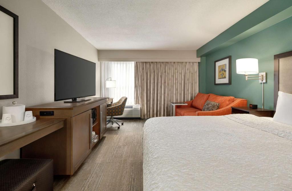 Hampton Inn New Orleans/St.Charles Ave - 