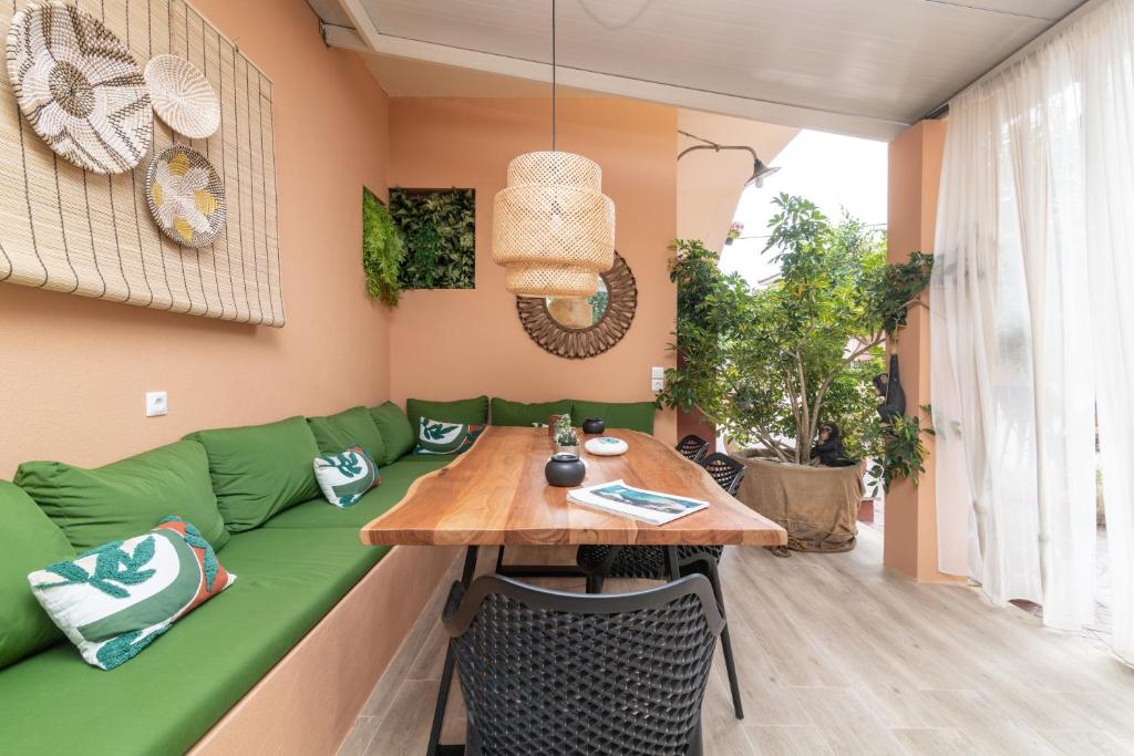 Posedenie v ubytovaní Filoxenia Luxury Studios & Apartments