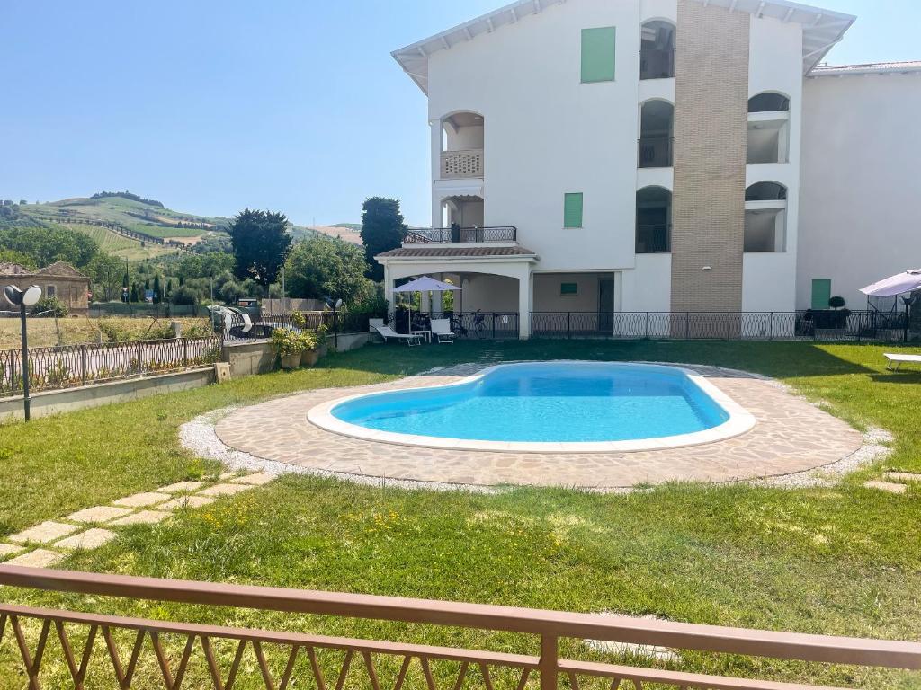 Πισίνα στο ή κοντά στο Homiday - Residence Merope
