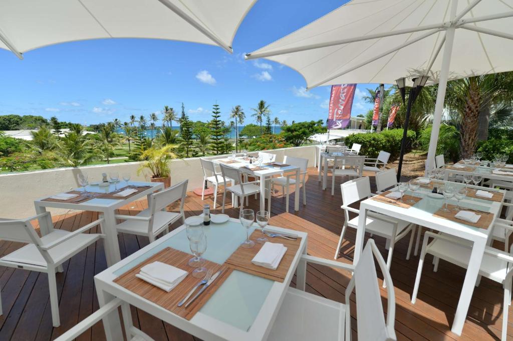 Restaurace v ubytování Hilton Noumea La Promenade Residences