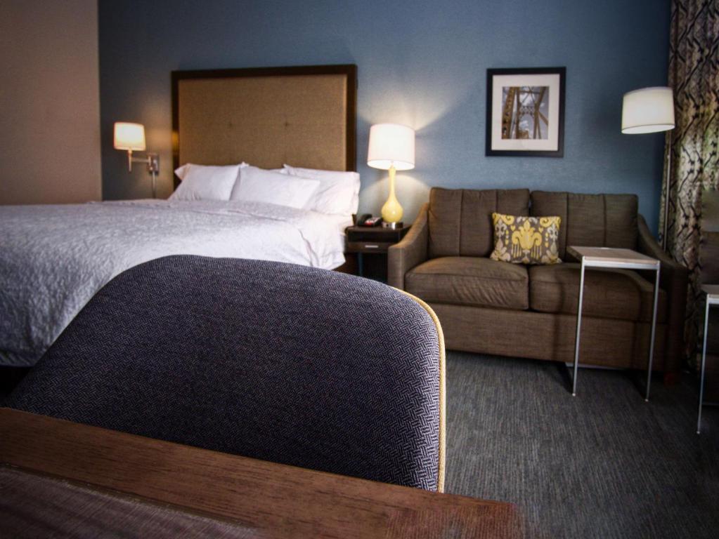 Hampton Inn Edmond photo