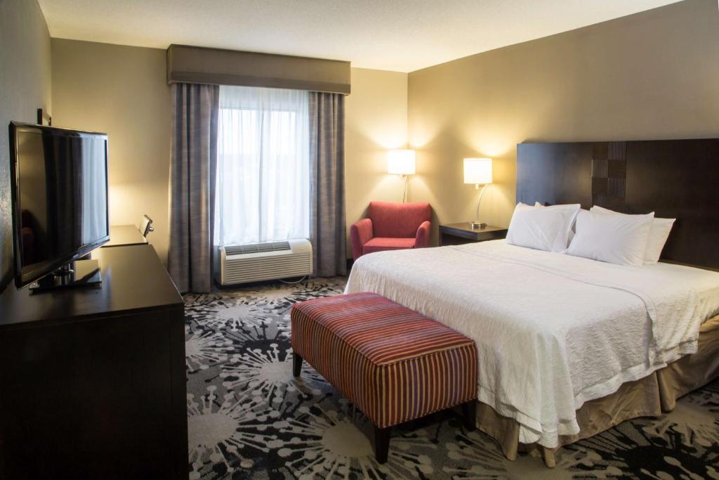 Hampton Inn Oxford/Conference Center - King Kamer Met Kingsize Bed – Niet-Rokers