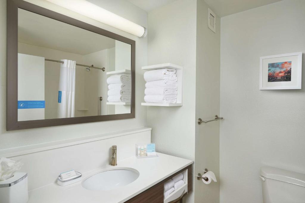 Hampton Inn Juno Beach photo