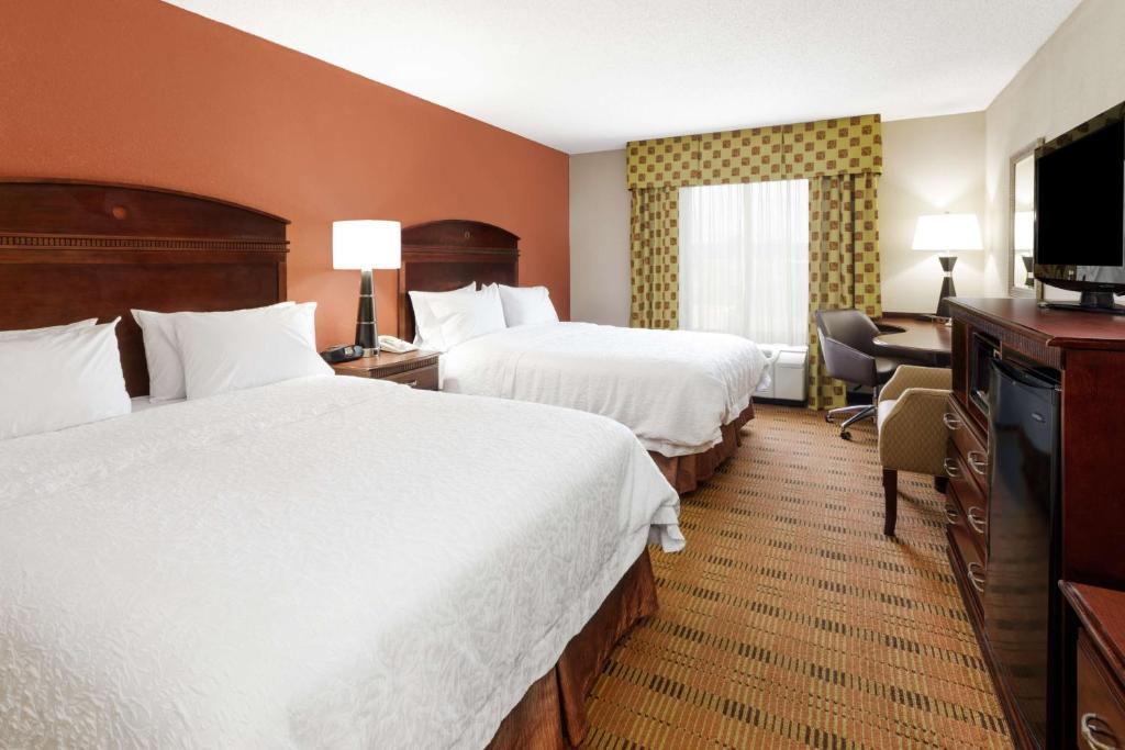 Hampton Inn Moss Point - Queen Room Met Twee Queensize Bedden - Niet -roken