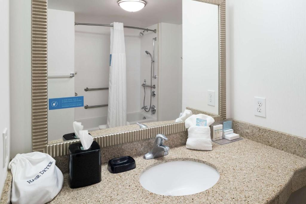 Hampton Inn & Suites Panama City Beach-Pier Park Area photo