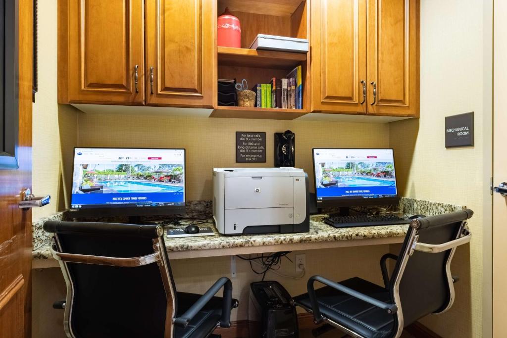 Kuchyň nebo kuchyňský kout v ubytování Hampton Inn Richfield