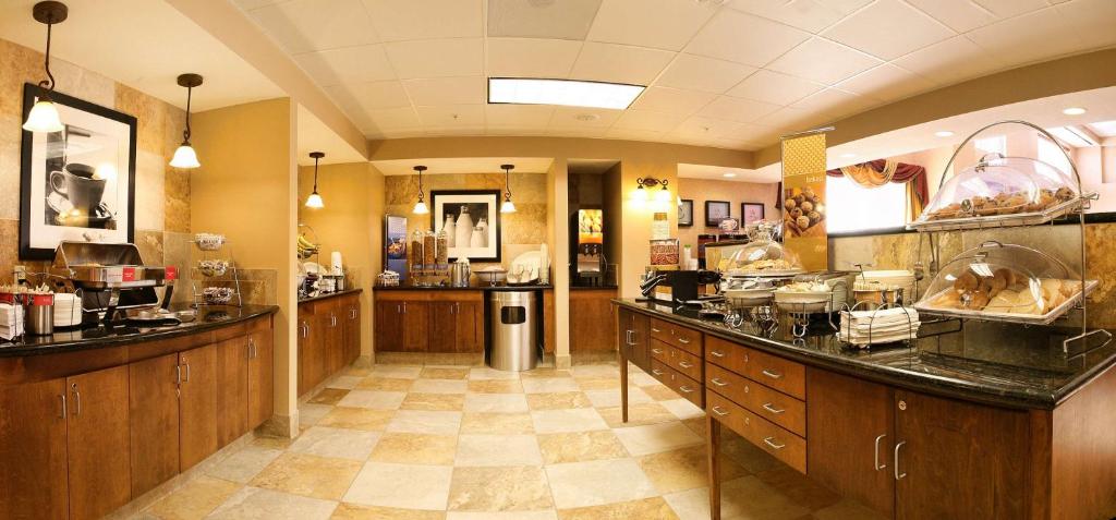 Hampton Inn & Suites Pittsburg