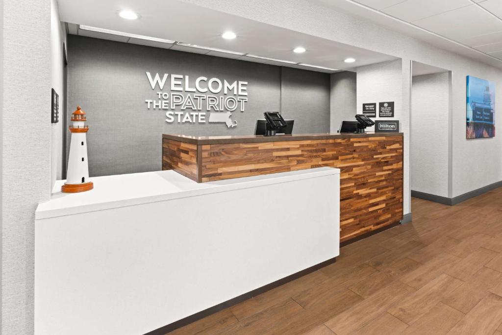 Hampton Inn Seekonk photo