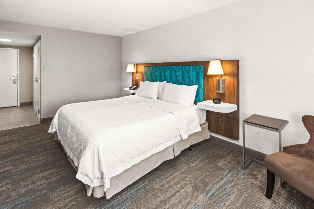 Hampton Inn Seekonk photo