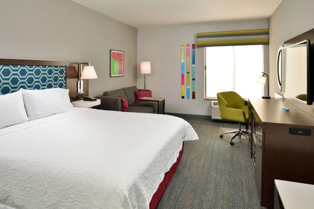 Hampton Inn San Francisco - Daly City - Room Ejecutivo King Con Sofá Cama - No Fumadores