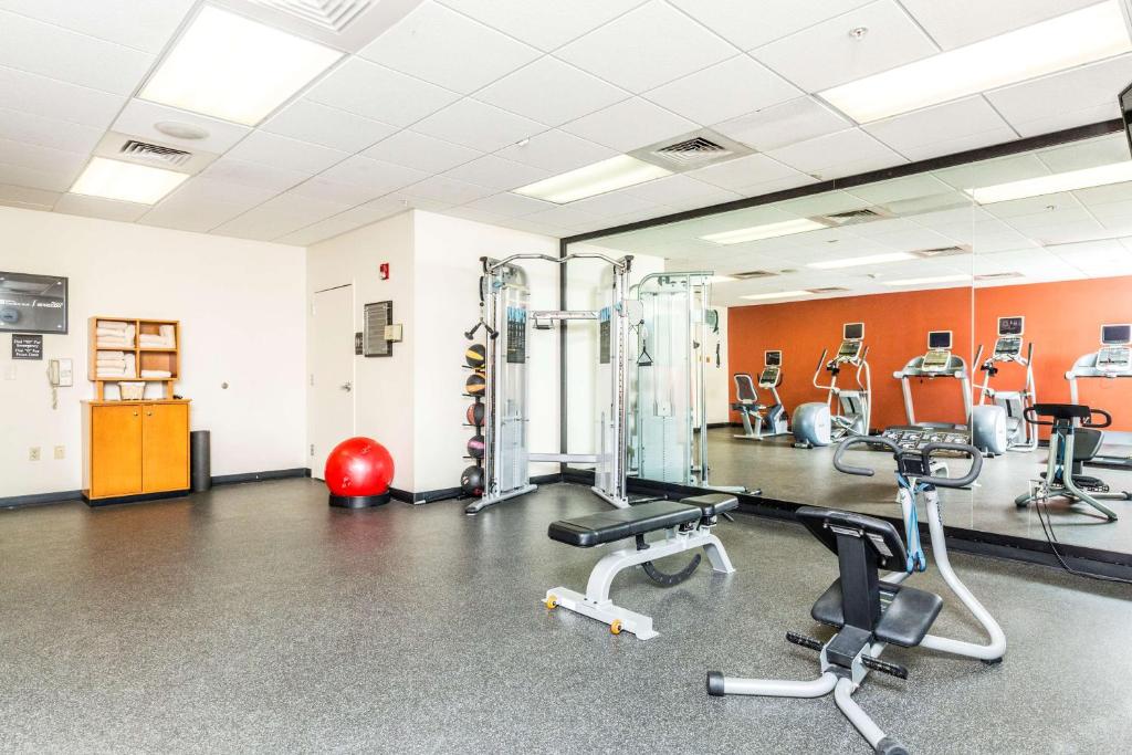 Fitness centrum a/nebo fitness zařízení v ubytování Hilton Garden Inn St. George